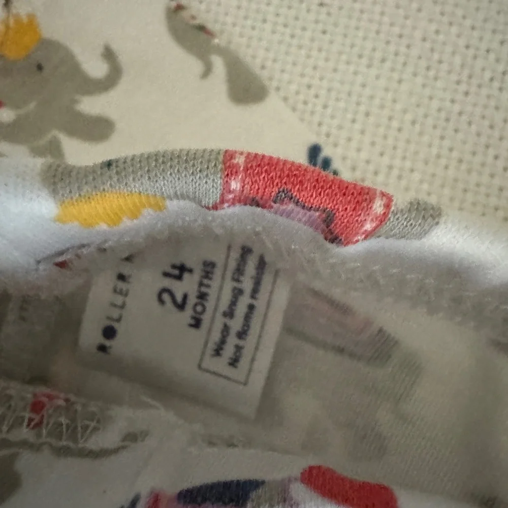 EUC Roller Rabbit Elephant Pajamas - Picture 3 of 4